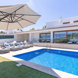 https://beautiful-villa-bohemia-ibiza.ibizaislandhotels.net